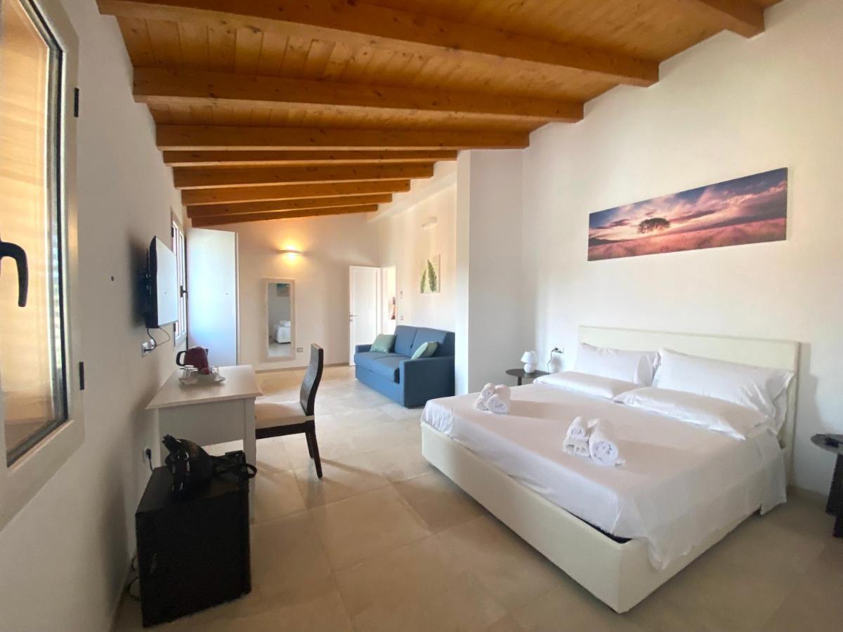 Punto Zero Rooms San Teodoro  Exterior foto