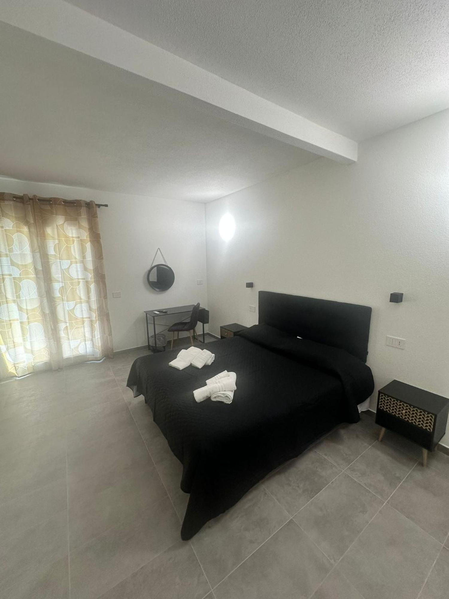 Punto Zero Rooms San Teodoro  Exterior foto